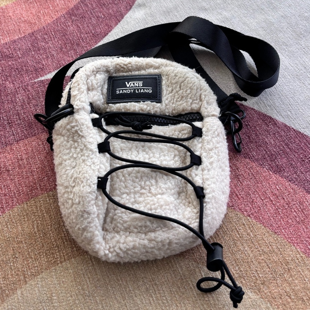 Vans “sandy liang” cross body small bag